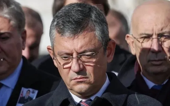 Foto - CHP terör seviciliğinde boyut atladı: Mustafa Adıgüzel'den "sayın Öcalan" skandalı