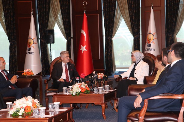 Foto - CHP ve AK Parti el sıkıştı! Dikkat çeken ifadeler