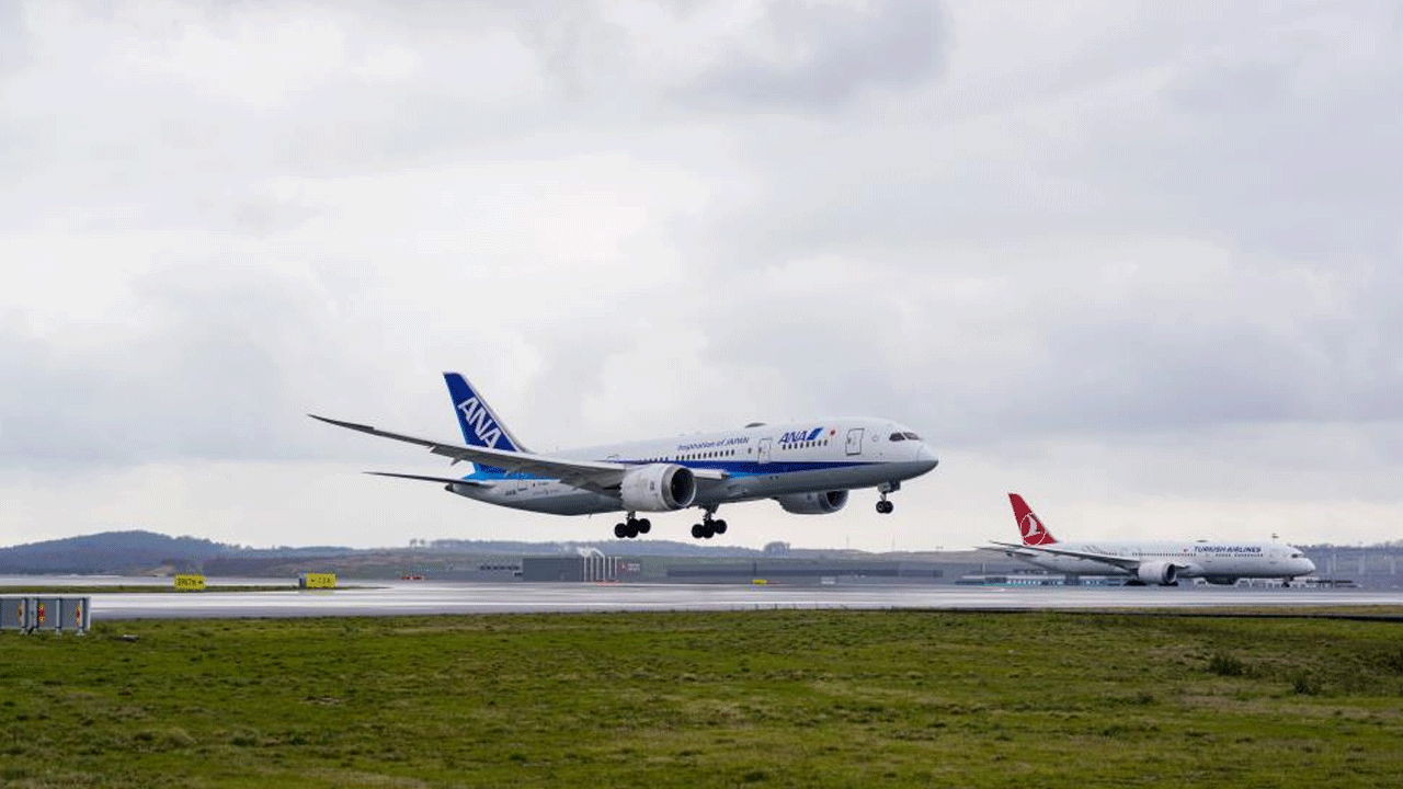 CHP ve trolleri şokta! İstanbul Havalimanı'na 111. misafir indi