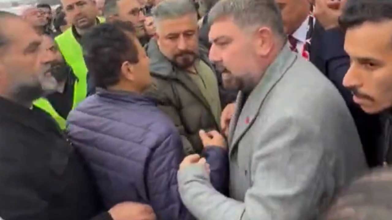 Foto - CHP ve Yeni Partililer birbirine girdi