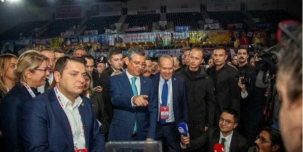 Foto - CHP yönetimi 3'e bölündü! İmamoğlu, PM'nin yüzde 25'ini ele geçirdi