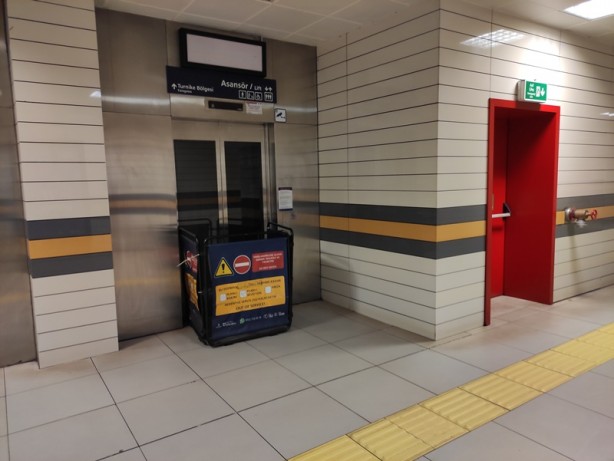 Foto - CHP yönetimi sayesinde İstanbul'da hizmet dışı kalan yürüyen merdivenler ve asansörler! İşte listesi