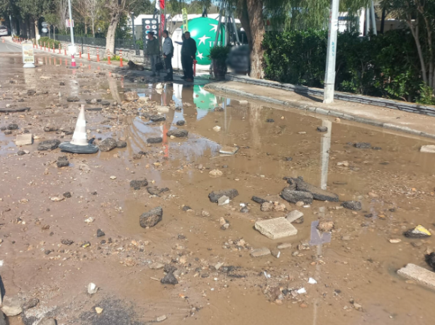 Foto - CHP yönetimindeki Bodrum'da sel baskını! Sebebi yağmur da değil...