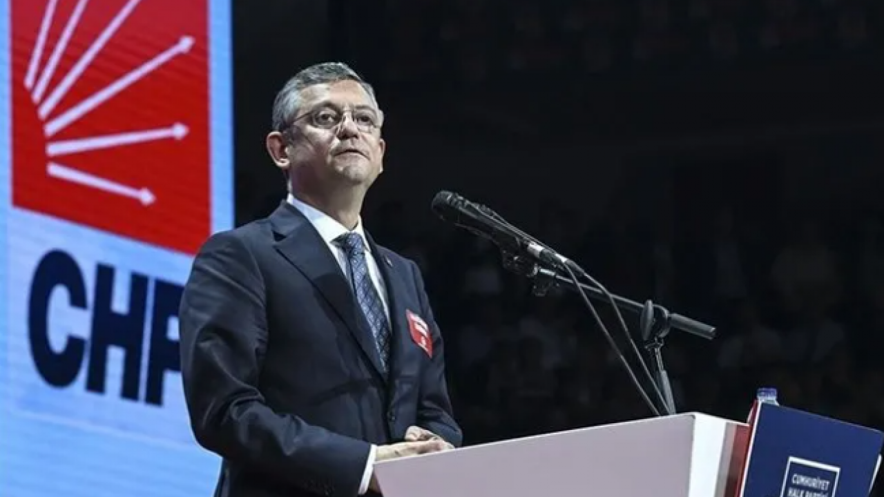 CHP’de büyük tasfiye! Muhalif 300 başkan değiştirildi