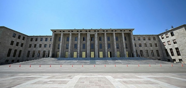 Foto - CHP'de ‘cambaza bak’ taktiği! Parti içi kavgayı örtmek için o yönteme sarıldı