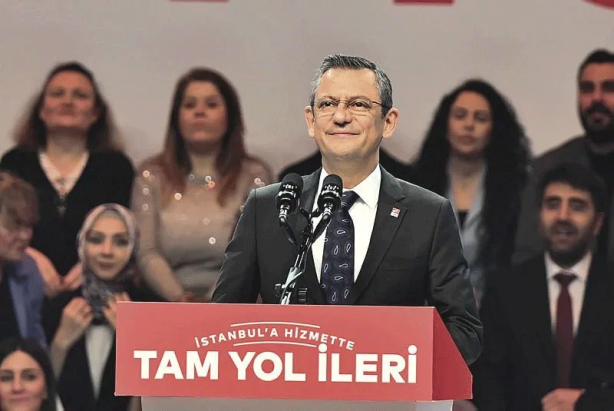 CHP’de ‘değişim’ lafta kaldı! Kılıçdaroğlu’nun 13 yılda yaptığını 2 aya sığdırdı