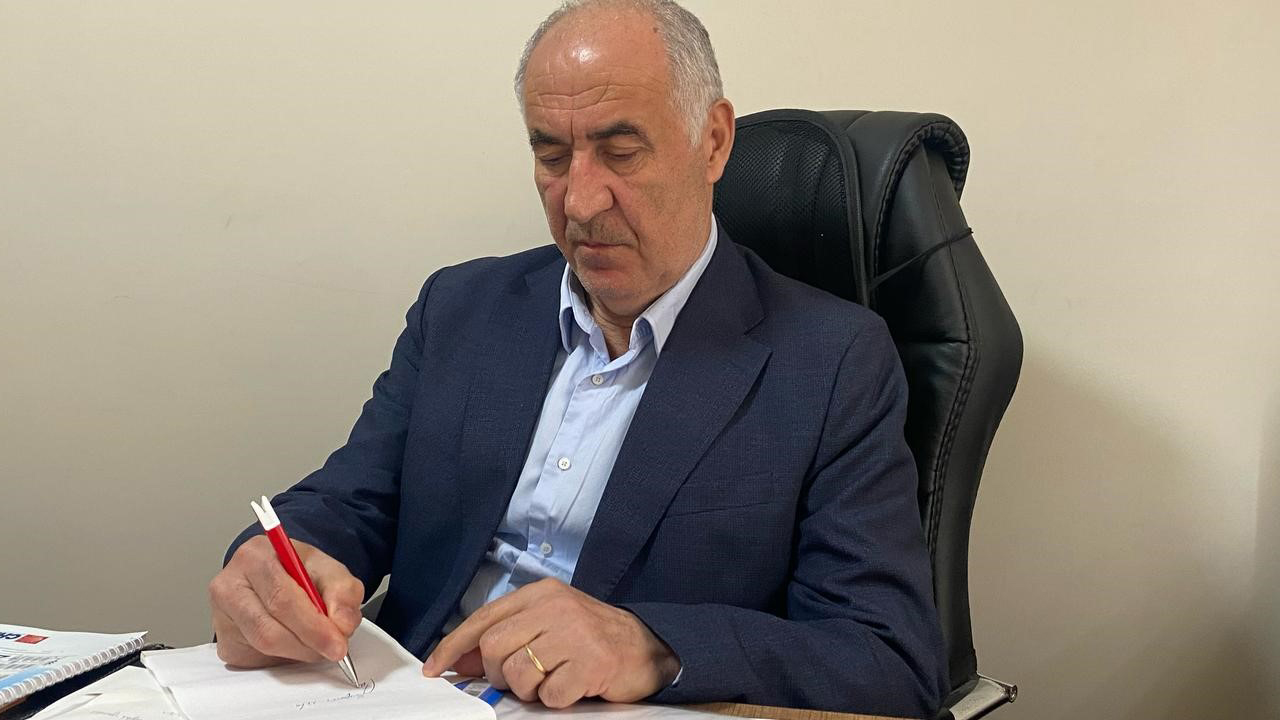 Foto - CHP'de fıkra gibi olay! İşte Özgür Özel'in eseri zihniyet bu olsa gerek... Tam komedi