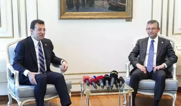 Foto - CHP’de İzmir ve Çankaya krizi! Özgür Özel’in otoritesi bitti