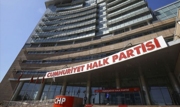 Foto - CHP'de küfürlü koltuk kavgası! "Eren Erdem’in anasını…" rezilliğinin polemiği sürüyor