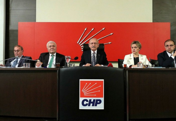 Foto - CHP'de küfürlü koltuk kavgası! "Eren Erdem’in anasını…" rezilliğinin polemiği sürüyor