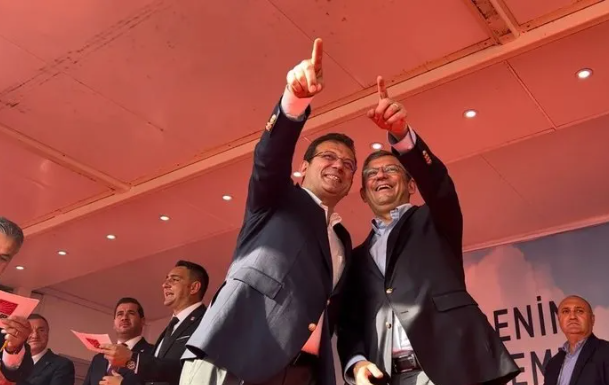 Foto - CHP’de taht oyunları! İmamoğlu MYK’dan kimlerin atılmasını istedi?