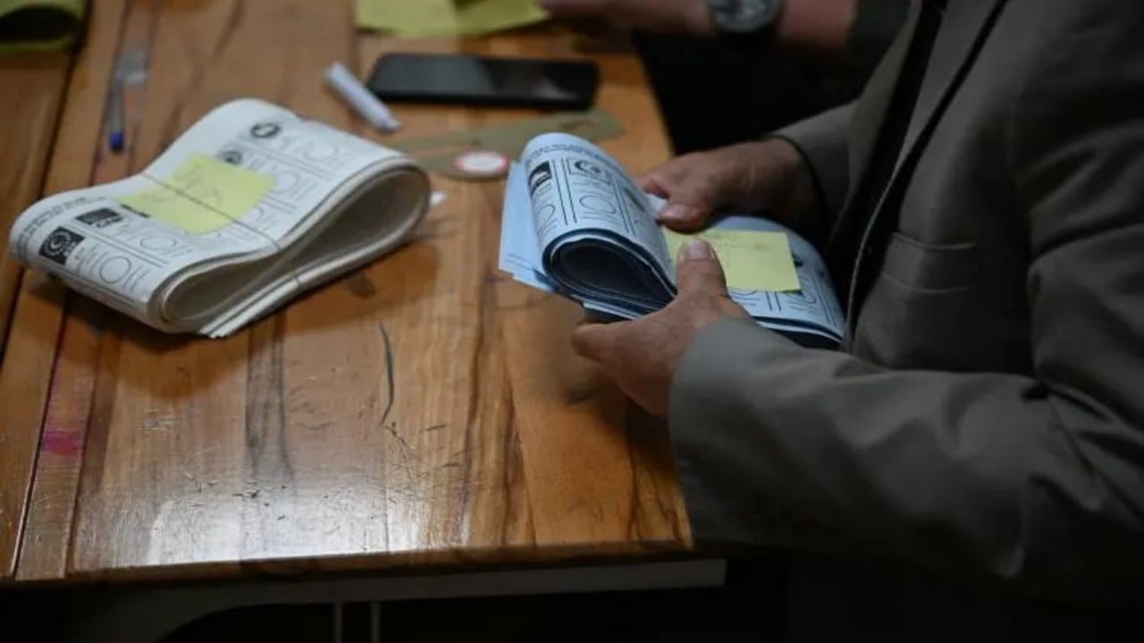 CHP’deki mutlak butlan kararının ardından olay anket! İşte partilerin son oy oranları