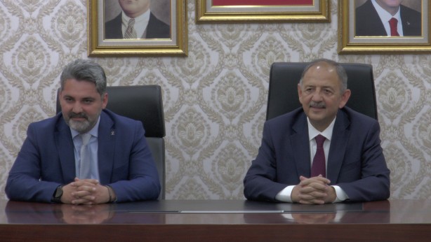 Foto - CHP'den aday olan Sarıgül'e şok! Topluca istifa edip AK Parti'ye katıldılar