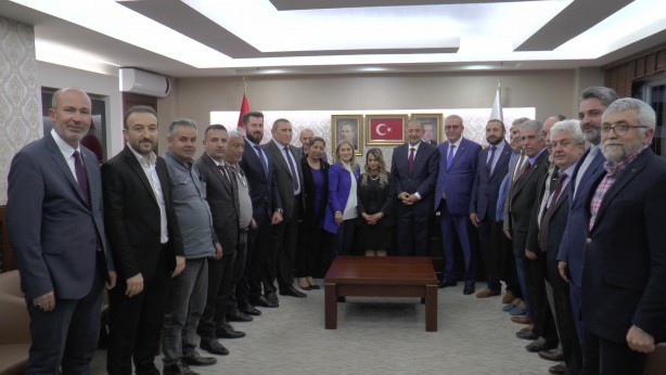 Foto - CHP'den aday olan Sarıgül'e şok! Topluca istifa edip AK Parti'ye katıldılar