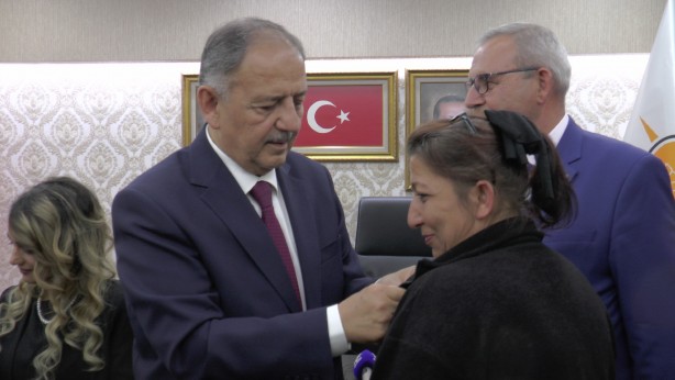 Foto - CHP'den aday olan Sarıgül'e şok! Topluca istifa edip AK Parti'ye katıldılar