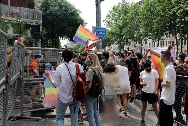 Foto - CHP'den büyük küstahlık! Türk polisine "zorba" deyip hakaret ettiler