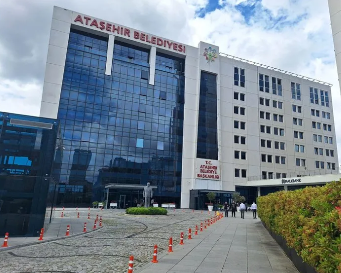 Foto - CHP'li Ataşehir Belediyesi'nde yolsuzluk skandalı! Rüşvetçi müdüre istenen ceza belli oldu