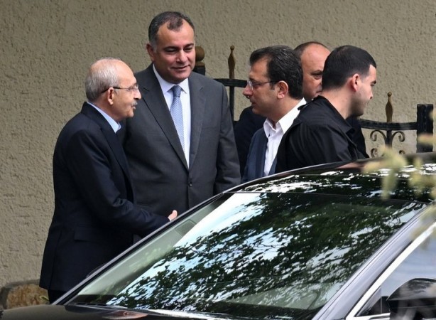 Foto - CHP'li Barış Yarkadaş'tan Ekrem İmamoğlu'na çok ağır sözler! Bomba 'İYİ Partili' göndermesi!