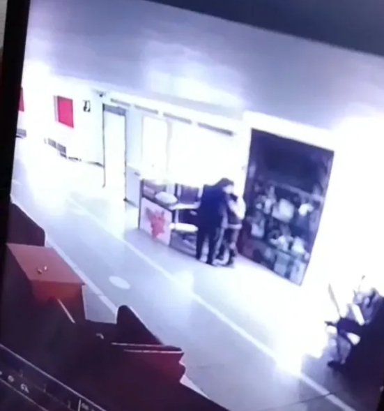 Foto - CHP’li başkan yardımcısından uygunsuz fotoğraflara pişkin cevaplar! Hiç utanma da kalmamış