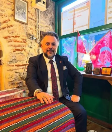 Foto - CHP’li başkan yardımcısından uygunsuz fotoğraflara pişkin cevaplar! Hiç utanma da kalmamış