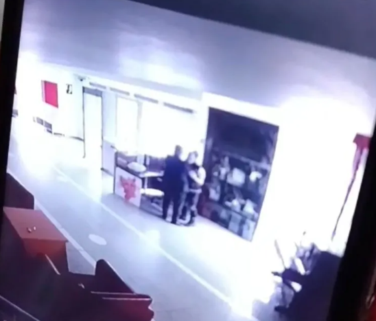 Foto - CHP’li başkan yardımcısından uygunsuz fotoğraflara pişkin cevaplar! Hiç utanma da kalmamış