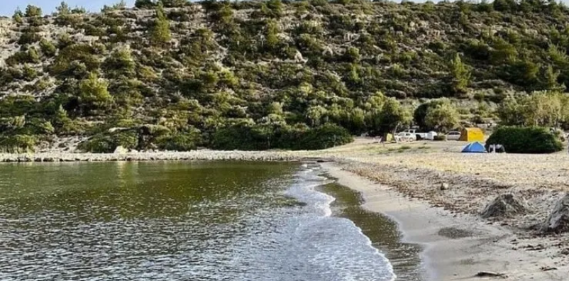 Foto - CHP’li başkanın yaptığı şeytanın bile aklına gelmez! Araziyi sattı parasını aldı sattığı araziyi sit alanı ilan etti.