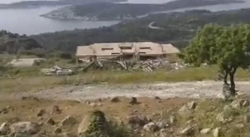 Foto - CHP’li başkanın yaptığı şeytanın bile aklına gelmez! Araziyi sattı parasını aldı sattığı araziyi sit alanı ilan etti.