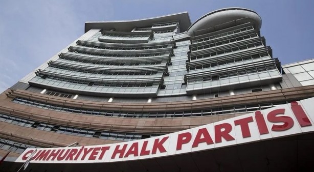 Foto - CHP’li belediye akraba çiftliğine döndü! İşçilere güle güle yeğenlere gelin hele