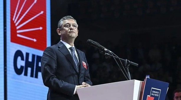 Foto - CHP’li belediye akraba çiftliğine döndü! İşçilere güle güle yeğenlere gelin hele