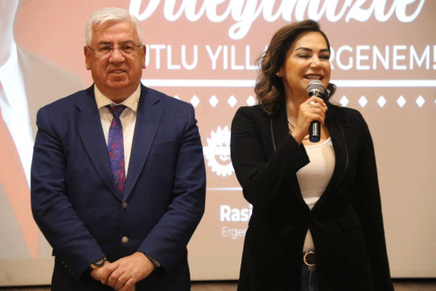 Foto - CHP'li Belediye Başkanı genç kadını taciz etmişti! Mağdurun ifadesi ortaya çıktı Bebeğim bir sorun mu var?