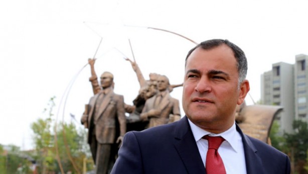 CHP'li belediye başkanından kendi partisine ağır sözler!