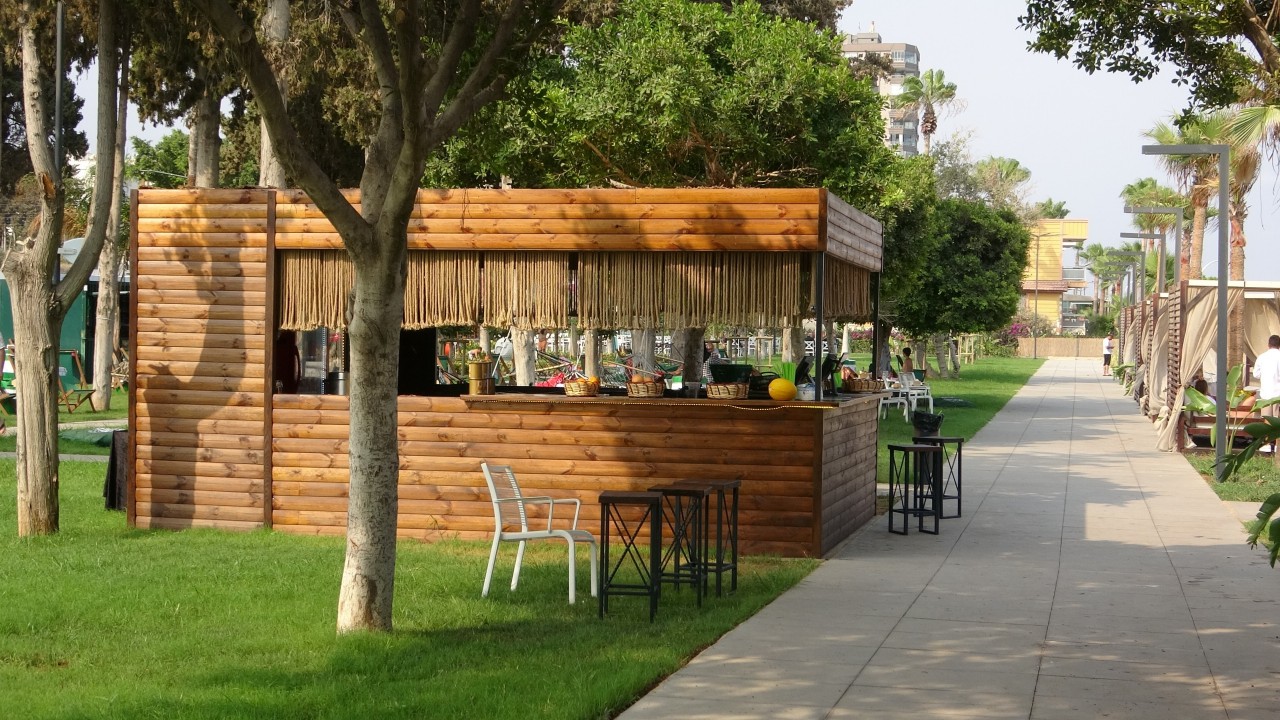 CHP’li belediye kiraladı onlar silkeliyor: Aile plajı değil soygun plajı!