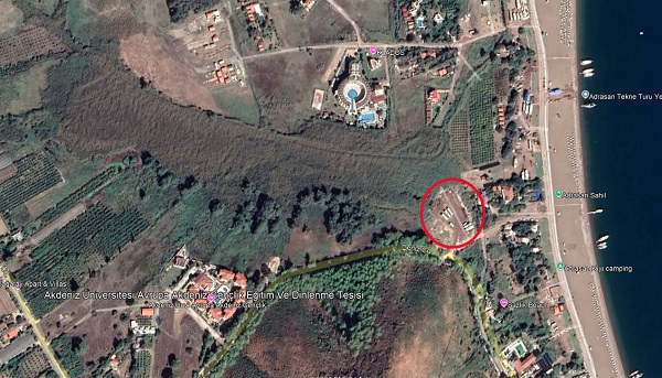 Foto - CHP'li belediye neredeydi! Göz göre göre göl otoparka dönüştü