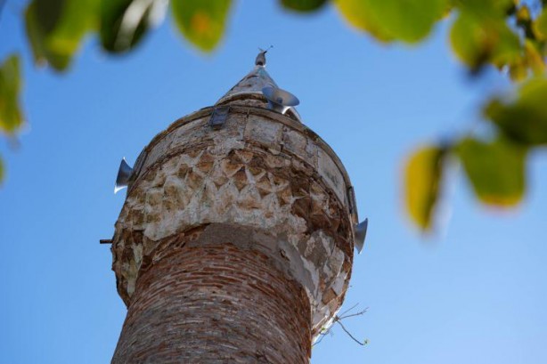 CHP'li belediye SGK borcu nedeniyle okul ve camileri gözden çıkardı! Tepki üstüne tepki
