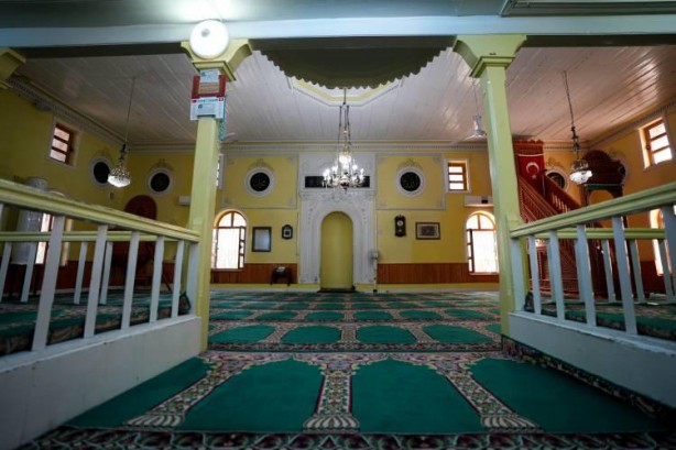 Foto - CHP'li belediye SGK borcu nedeniyle okul ve camileri gözden çıkardı! Tepki üstüne tepki