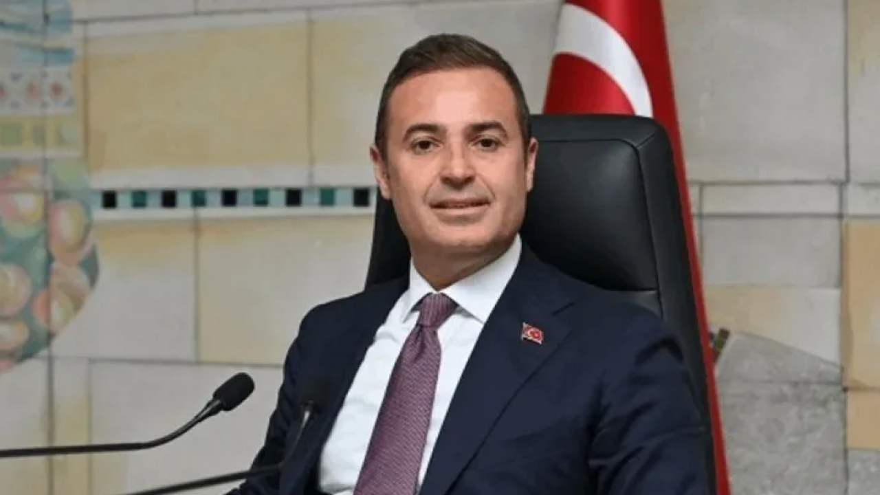 CHP'li belediyede 480 milyonluk vurgun: Halkın parasını kalp logosu ile çöpe attılar!