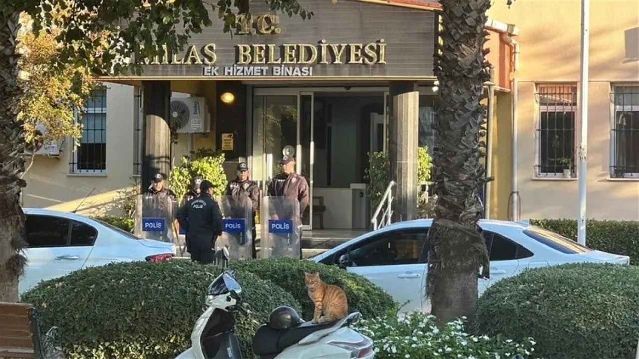 Foto - CHP'li belediyede ihale vurgunu! 'Kopyala-yapıştır' skandalı