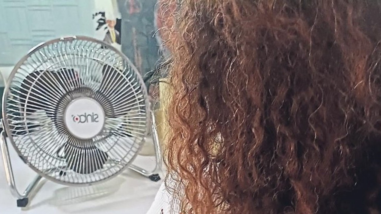 CHP'li belediyede makam odalarına klima personele vantilatör