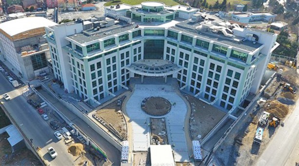 Foto - CHP’li belediyeler liyakatsız akraba atamalarıyla aile şirketine döndü: Özel, başkanların liyakatsız atamalarına sessiz... CHP’li belediyeler kontrolden çıktı