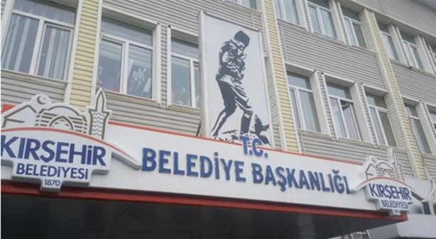 Foto - CHP’li belediyeler liyakatsız akraba atamalarıyla aile şirketine döndü: Özel, başkanların liyakatsız atamalarına sessiz... CHP’li belediyeler kontrolden çıktı