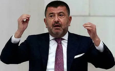 Foto - CHP’li belediyelerden rezil atama eşler ve dostlar geldi makama