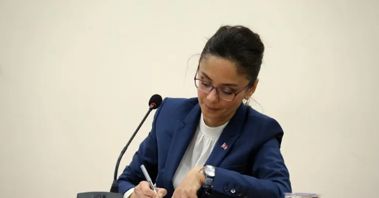 Foto - CHP’li belediyelerden rezil atama eşler ve dostlar geldi makama