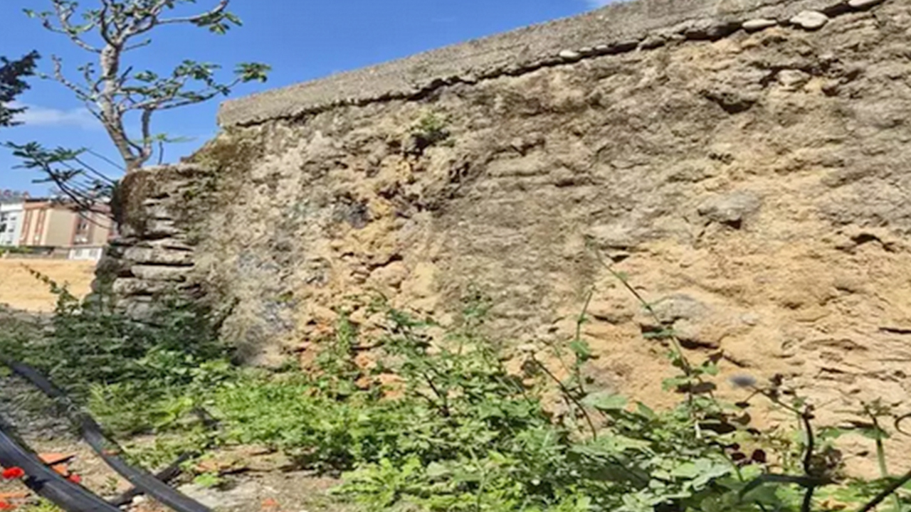 Foto - CHP’li belediyenin Selanik göçmenlerini üzen kararına Kültür Varlıklarını Koruma Bölge Kurulu ‘dur’ dedi: Andızlı’daki büyüklerimiz artık rahat uyuyacak... Bunların ne ‘ölü’ye ne ‘diri’ye saygısı var