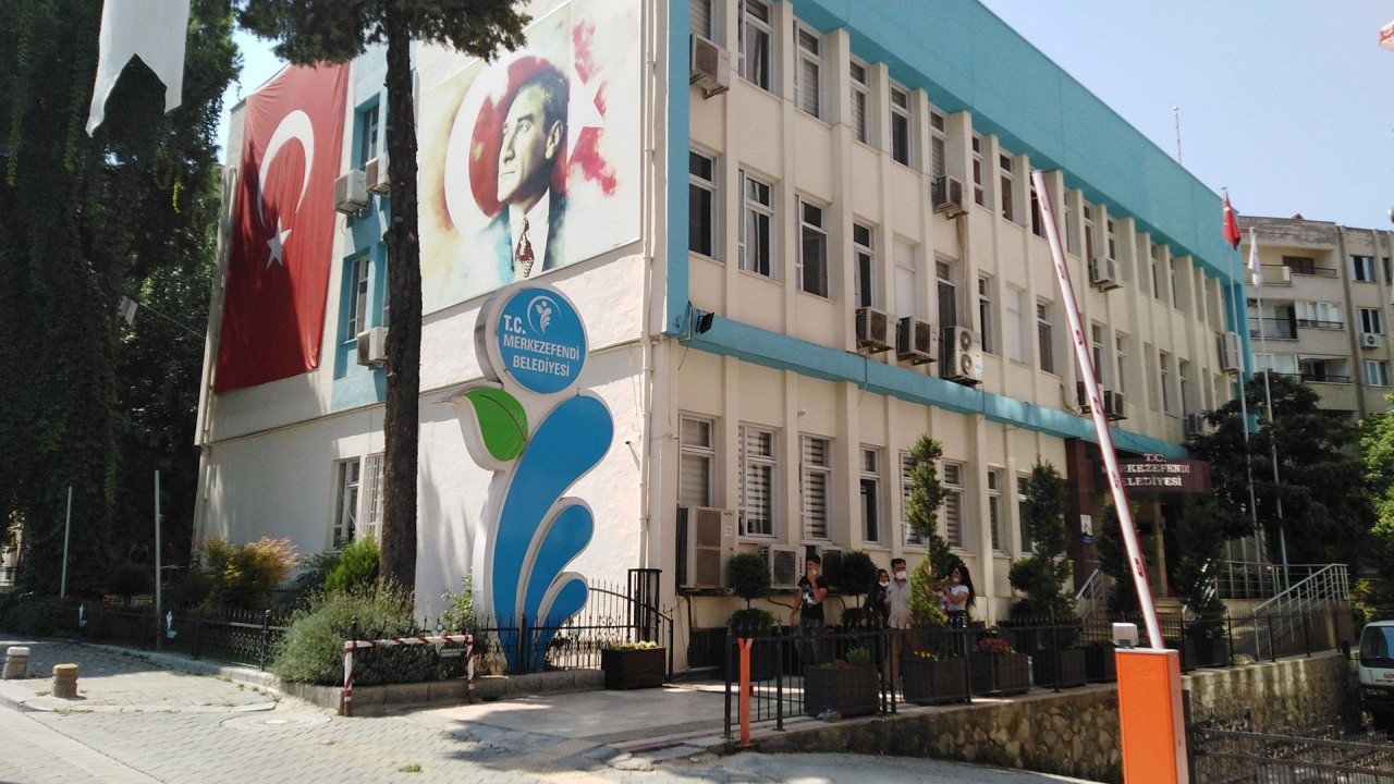 Foto - CHP’li belediyenin sosyal tesisinde yemek yiyen vatandaş, gelen hesapla şoke oldu! Yok artık