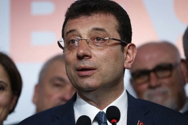 Foto - CHP'li Ekrem İmamoğlu'nun icraat anketine gelen yorumlar olay oldu