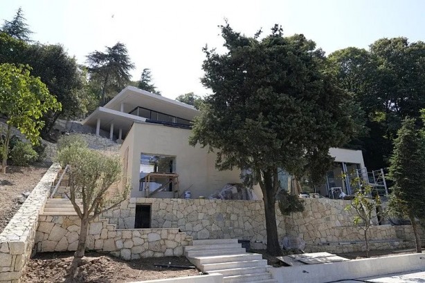 Foto - CHP’li İBB görmezden gelmişti! Bakanlık açıkladı: Vaniköy'deki kaçak villa için yıkım kararı