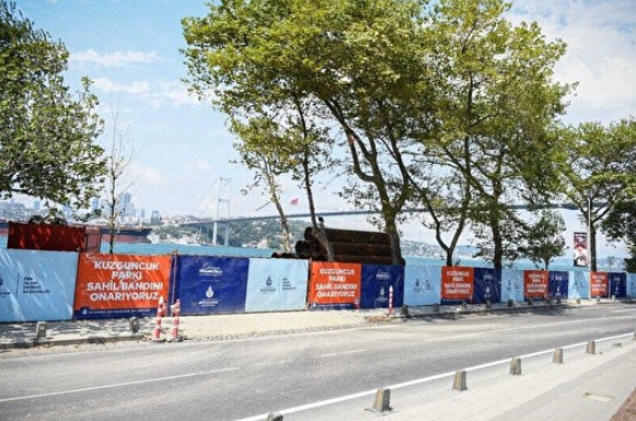 Foto - CHP’li İBB’den İstanbullulara Kız Kulesi işkencesi Manzarayı bariyerle kapattılar