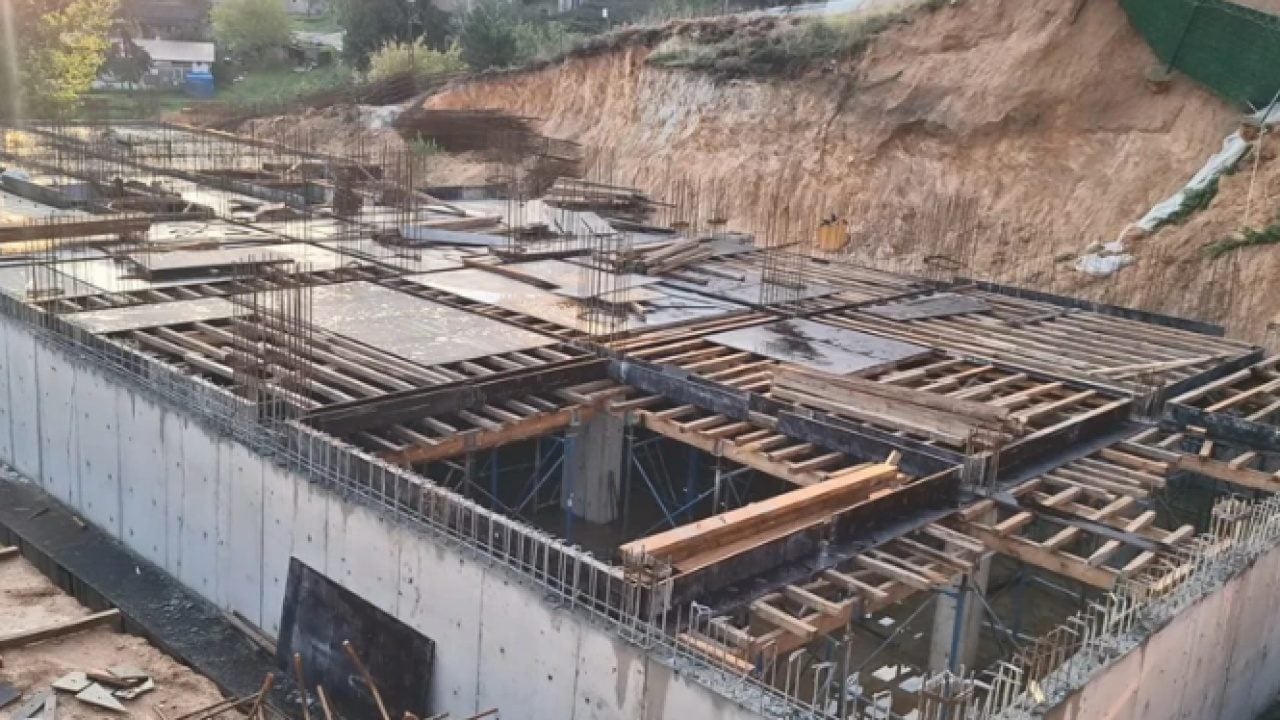 Foto - CHP’li İBB'nin denetimsizliği felakete davetiye çıkardı: Pendik’te korkutan heyelan! 9 katlı bina boşaltıldı
