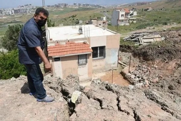 Foto - CHP'li İzmir belediyesinden faciaya davetiye! Mahkeme kararını bile dinlemiyorlar!