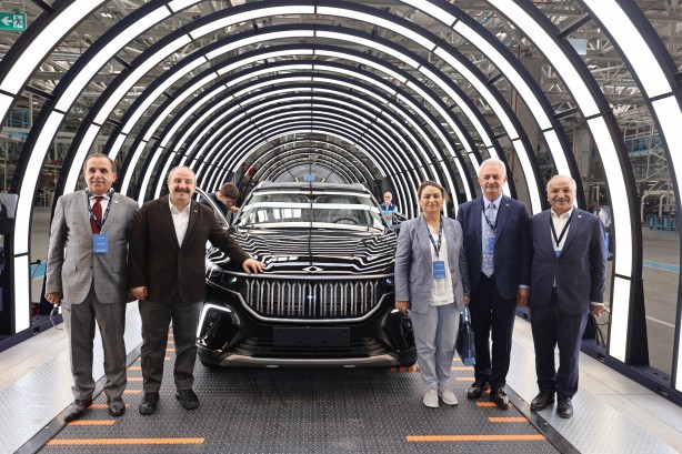 Foto - CHP'li milletvekilleri TOGG'a hayran kaldılar!